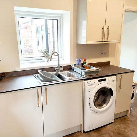 Douglas House, Near Hospital, Attractive And Comfy 2 Bedroom House With Enclosed Yard To Rear Carlisle  Ngoại thất bức ảnh