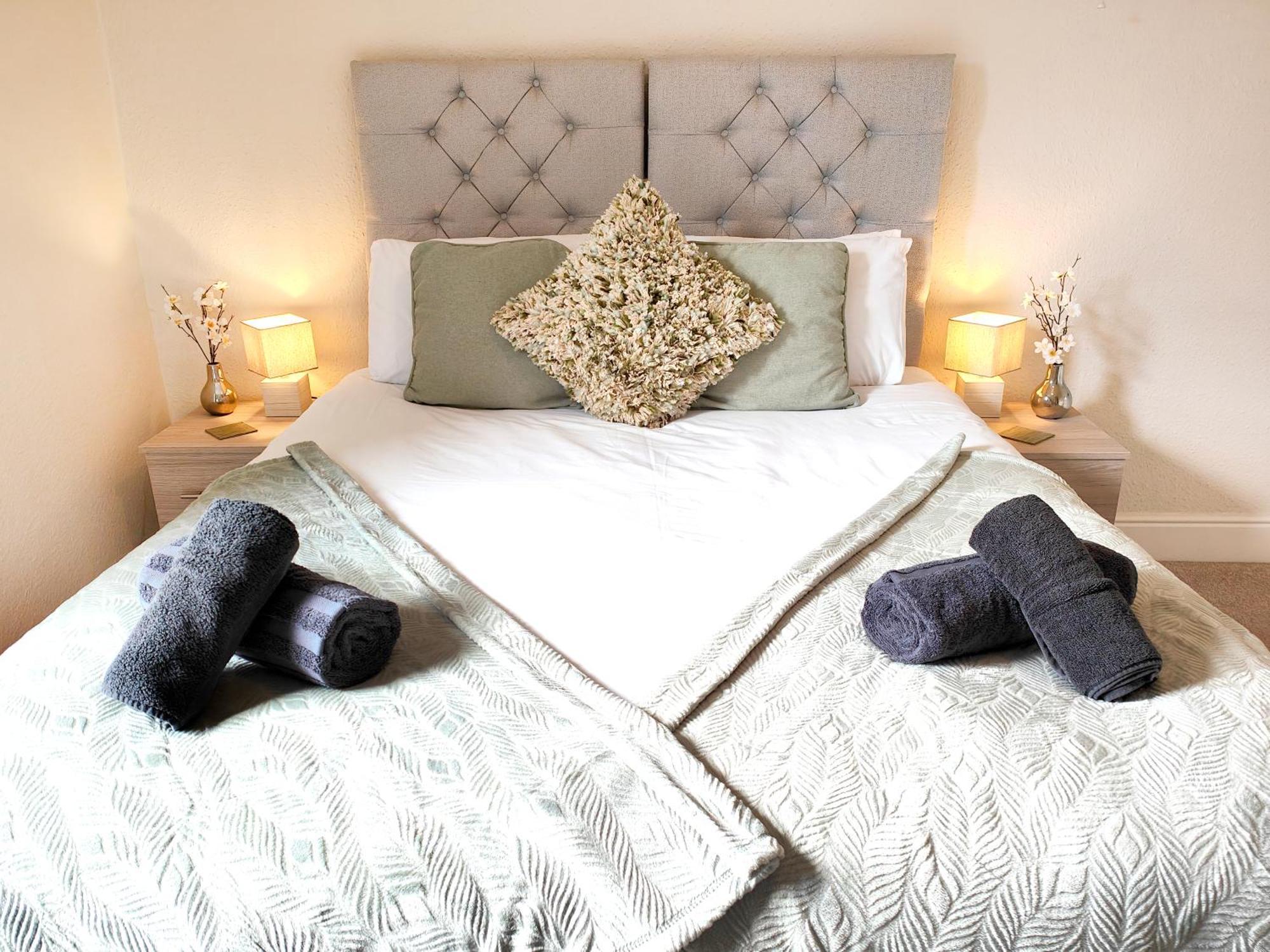Douglas House, Near Hospital, Attractive And Comfy 2 Bedroom House With Enclosed Yard To Rear Carlisle  Ngoại thất bức ảnh
