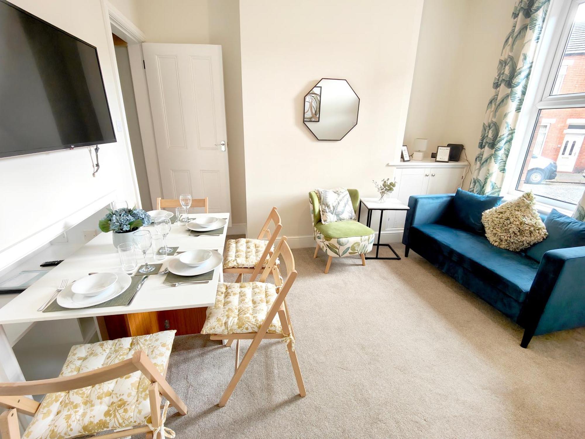 Douglas House, Near Hospital, Attractive And Comfy 2 Bedroom House With Enclosed Yard To Rear Carlisle  Ngoại thất bức ảnh
